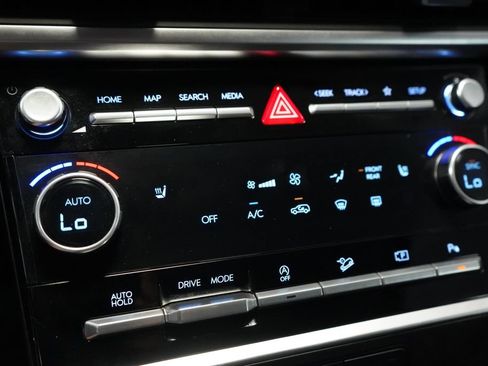 Used 2025 Hyundai Santa Fe SEL FWD image 38