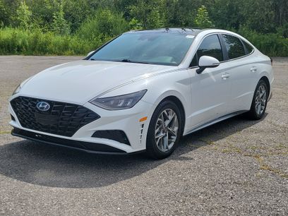 Used 2020 Hyundai Sonata SEL w/ Premium + Sunroof Package