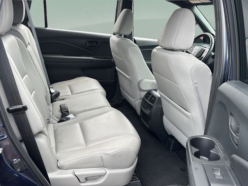 Certified 2023 Honda Passport EX-L image 17