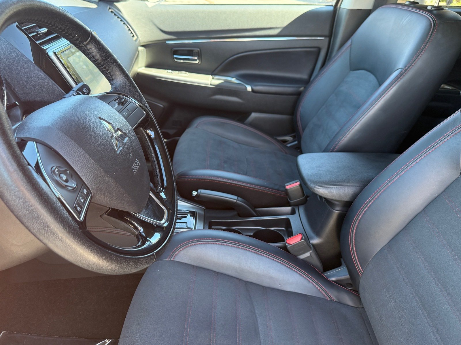Used 2024 Mitsubishi Outlander Sport SE AWD/4WD image 18