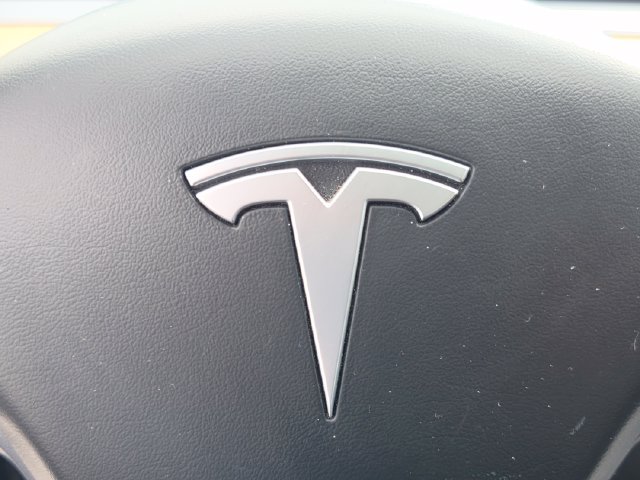Used 2023 Tesla Model Y Performance AWD/4WD image 42