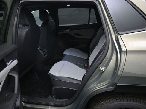 New 2026 Volkswagen Tiguan SE R-Line AWD/4WD image 11
