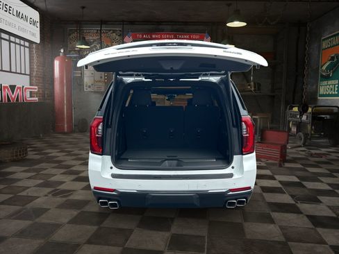 Used 2026 GMC Yukon Denali Ultimate AWD/4WD image 26