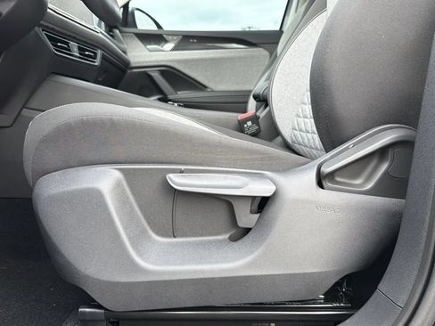 New 2025 Volkswagen Tiguan S FWD image 21