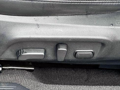 Used 2018 Subaru Outback 3.6R Limited AWD/4WD image 14