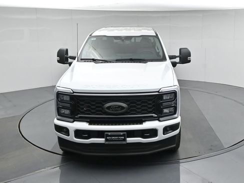 New 2026 Ford F350 XLT w/ XLT Premium Package AWD/4WD image 39