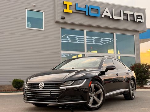 Used 2020 Volkswagen Arteon SE FWD image 1