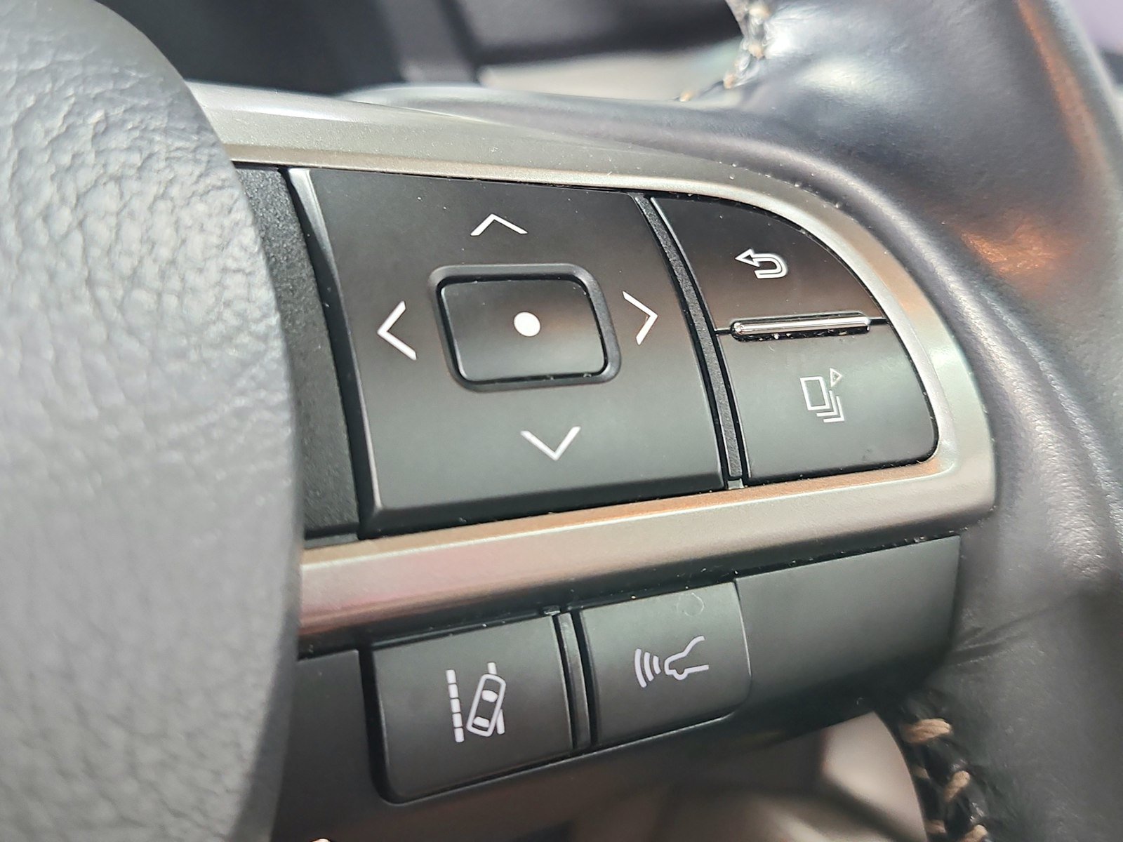 Used 2023 Lexus GX 460 Premium w/ Premium Package AWD/4WD image 28