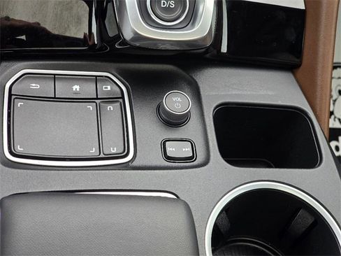 Used 2023 Acura MDX SH-AWD w/ Technology Package image 21