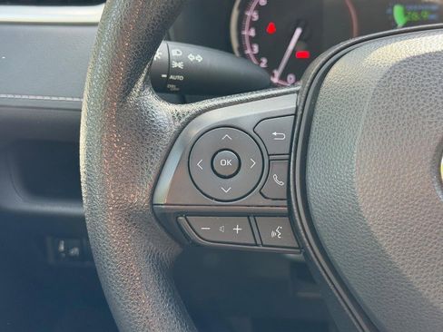 Used 2024 Toyota RAV4 XLE image 17