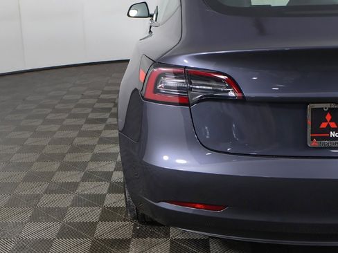 Used 2023 Tesla Model 3 Standard Range image 15