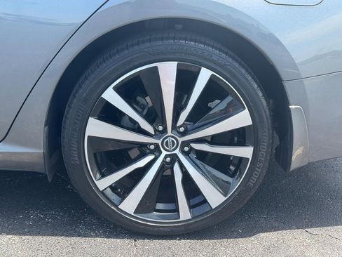 Used 2022 Nissan Altima 2.5 SR FWD image 8