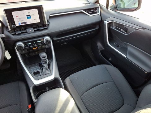 Used 2023 Toyota RAV4 LE image 16
