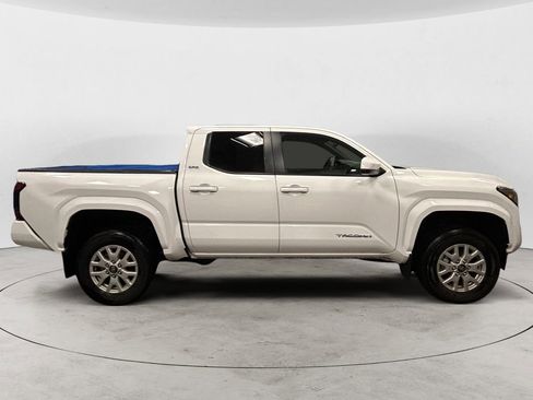 Used 2024 Toyota Tacoma SR5 image 6