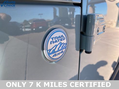 Used 2024 Jeep Wrangler Unlimited Sahara image 5