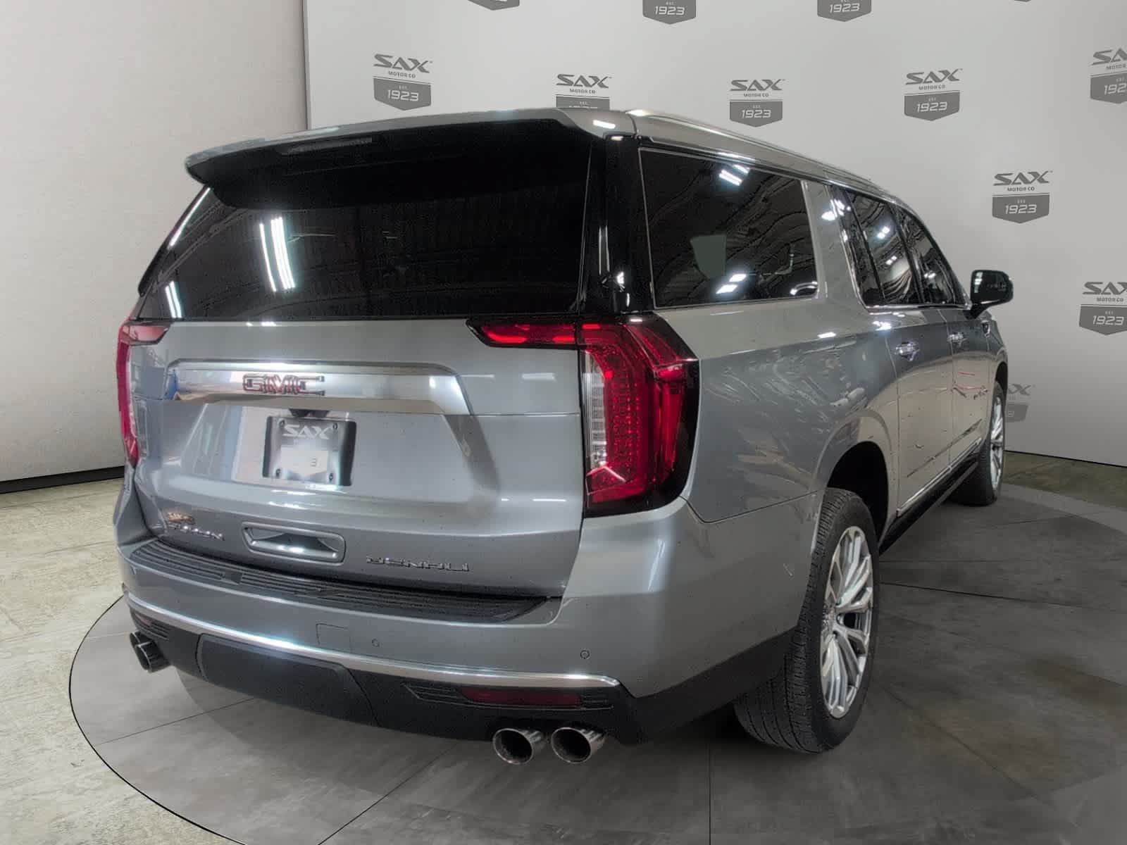 Used 2023 GMC Yukon XL Denali w/ Max Trailering Package AWD/4WD image 5