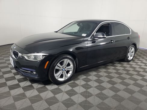 Used 2018 BMW 330i 330i image 8