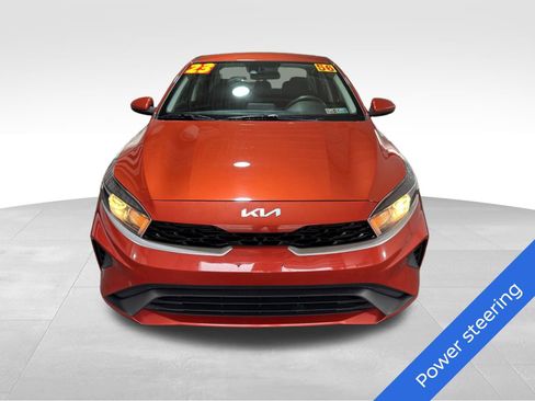 Used 2023 Kia Forte LXS image 2
