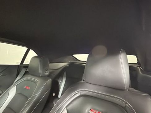 Used 2021 Chevrolet Camaro SS RWD image 18