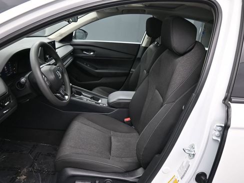Certified 2023 Honda Accord EX image 19