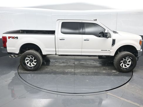 Used 2019 Ford F250 Lariat w/ Lariat Ultimate Package image 22