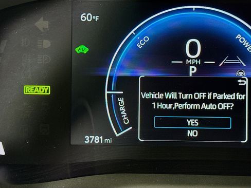 Used 2025 Toyota Camry XSE image 12