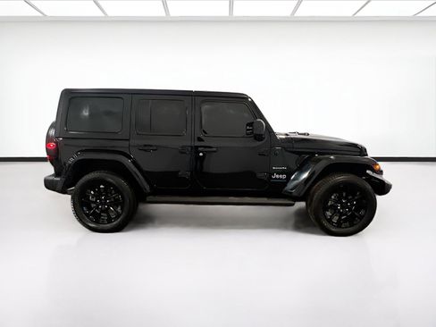 Used 2023 Jeep Wrangler Unlimited Sahara w/ Cold Weather Group AWD/4WD image 23