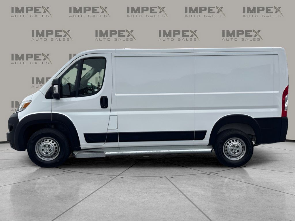 Used 2025 RAM ProMaster 2500 w/ U-Haul Equipment Group FWD image 2