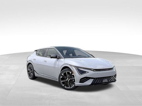 Certified 2025 Kia EV6 GT-Line image 17