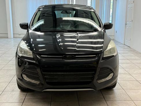 Used 2014 Ford Escape SE image 2