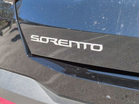 Certified 2026 Kia Sorento LX FWD image 14