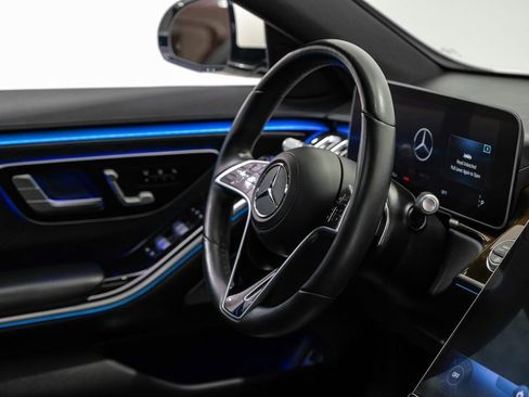 Used 2022 Mercedes-Benz S 580 4MATIC Sedan image 11