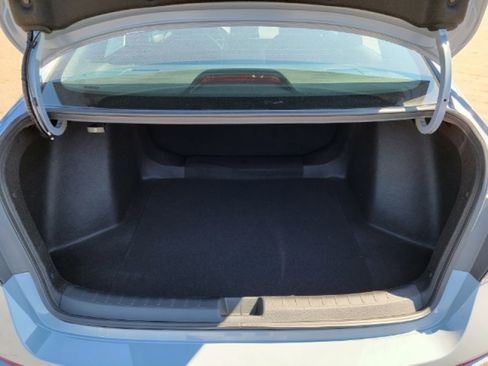 Used 2024 Honda Civic Sport image 2