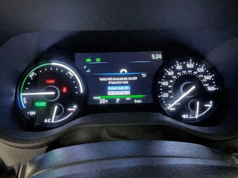 Used 2025 Toyota Sienna XLE image 33