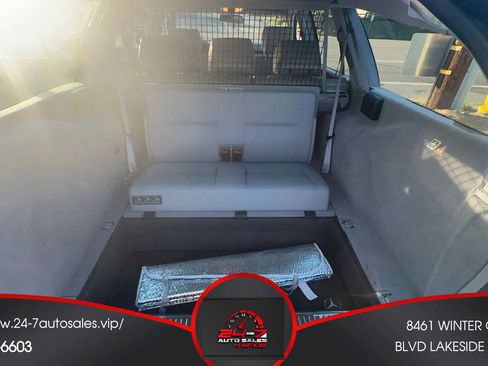 Used 2000 Mercedes-Benz E 320 Wagon image 12