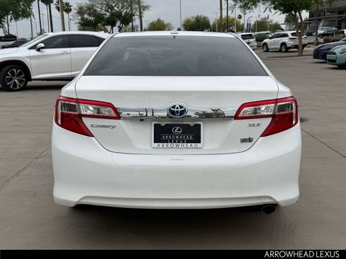 Used 2014 Toyota Camry XLE w/ Leather Package image 5
