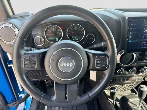 Used 2016 Jeep Wrangler Unlimited Sahara w/ Connectivity Group image 34
