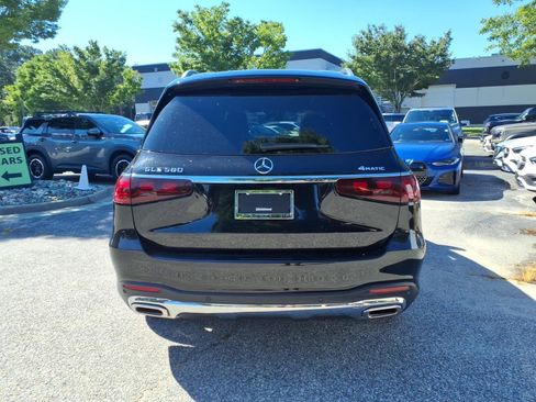 Used 2025 Mercedes-Benz GLS 580 4MATIC image 6