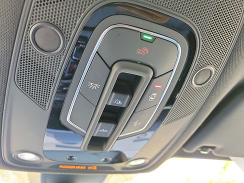 Certified 2025 Audi Q5 2.0T Premium Plus image 20