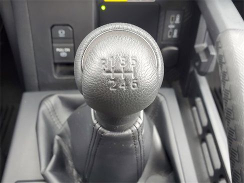 Used 2024 Toyota Tacoma TRD Off-Road w/ TRD Off Road Upgrade Package image 38