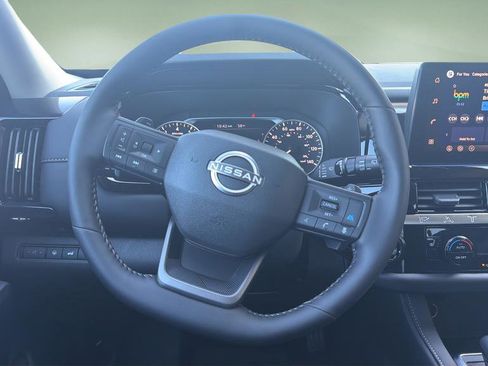 New 2026 Nissan Pathfinder SV AWD/4WD image 9