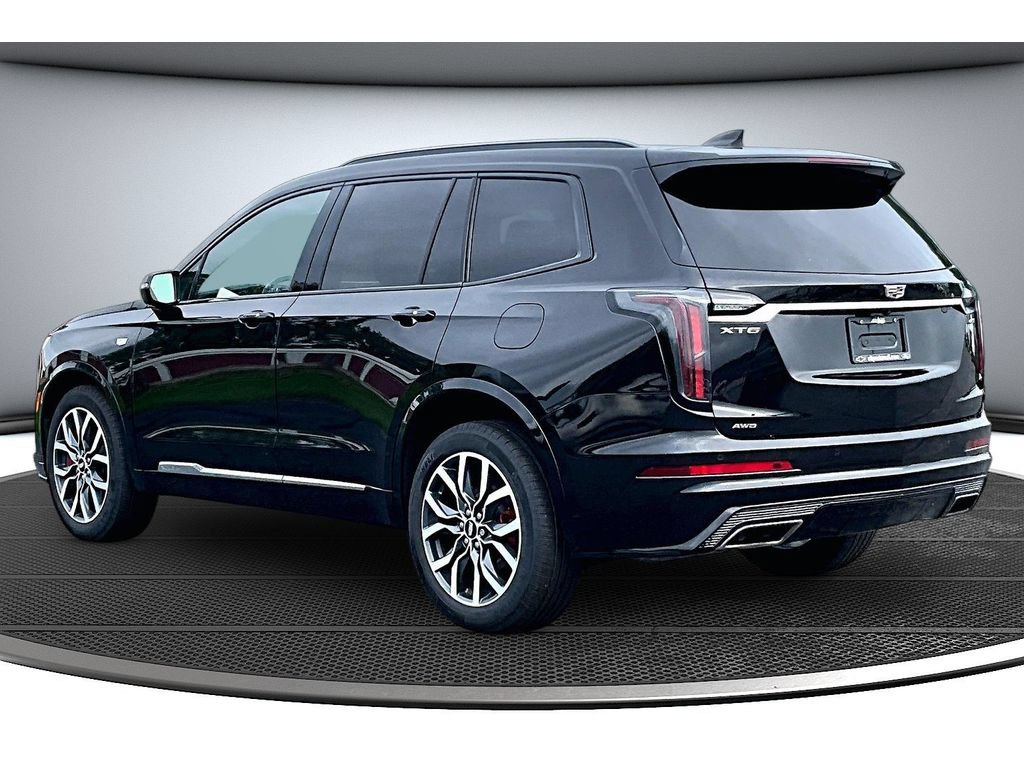 Used 2024 Cadillac XT6 Sport w/ LPO, Floor Liner Package AWD/4WD image 18