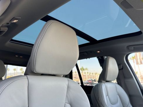 Used 2023 Volvo XC90 T8 Ultimate w/ Protection Package Premier AWD/4WD image 19