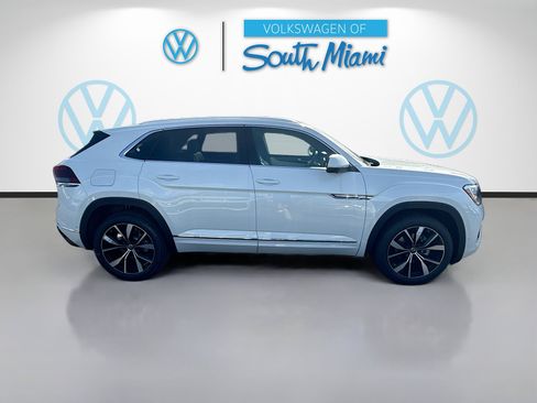 New 2026 Volkswagen Atlas Cross Sport SEL Premium R-Line AWD/4WD image 8