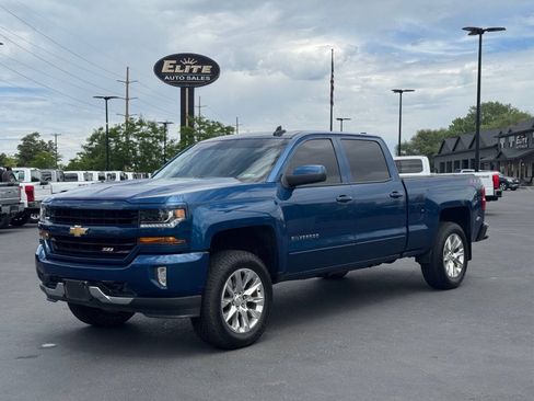 Used 2018 Chevrolet Silverado 1500 LT w/ All Star Edition AWD/4WD image 3