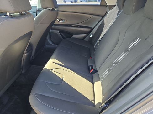 Used 2021 Hyundai Elantra SEL FWD image 26