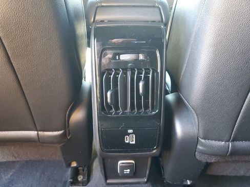Certified 2024 Jeep Compass Limited w/ Elite Group AWD/4WD image 11