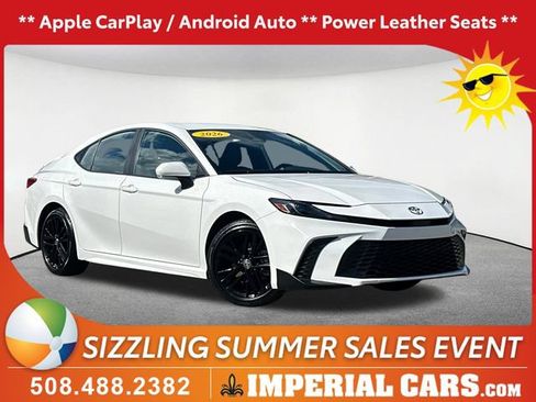 Used 2026 Toyota Camry SE FWD image 1