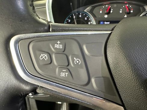 Used 2019 Chevrolet Equinox LT FWD image 13