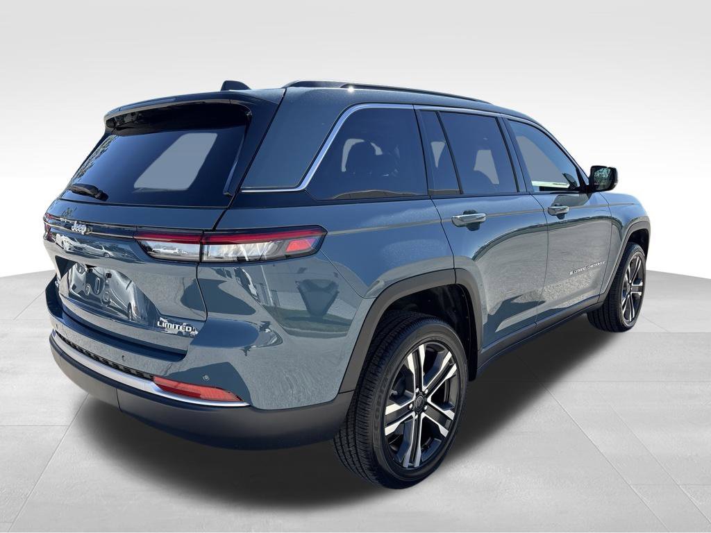 New 2027 Jeep Grand Cherokee Limited AWD/4WD image 4